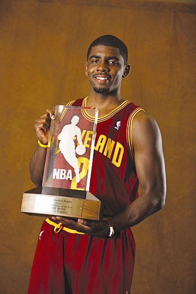 分球或防守 分球或防守