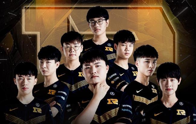 被他串成同 被他串成同